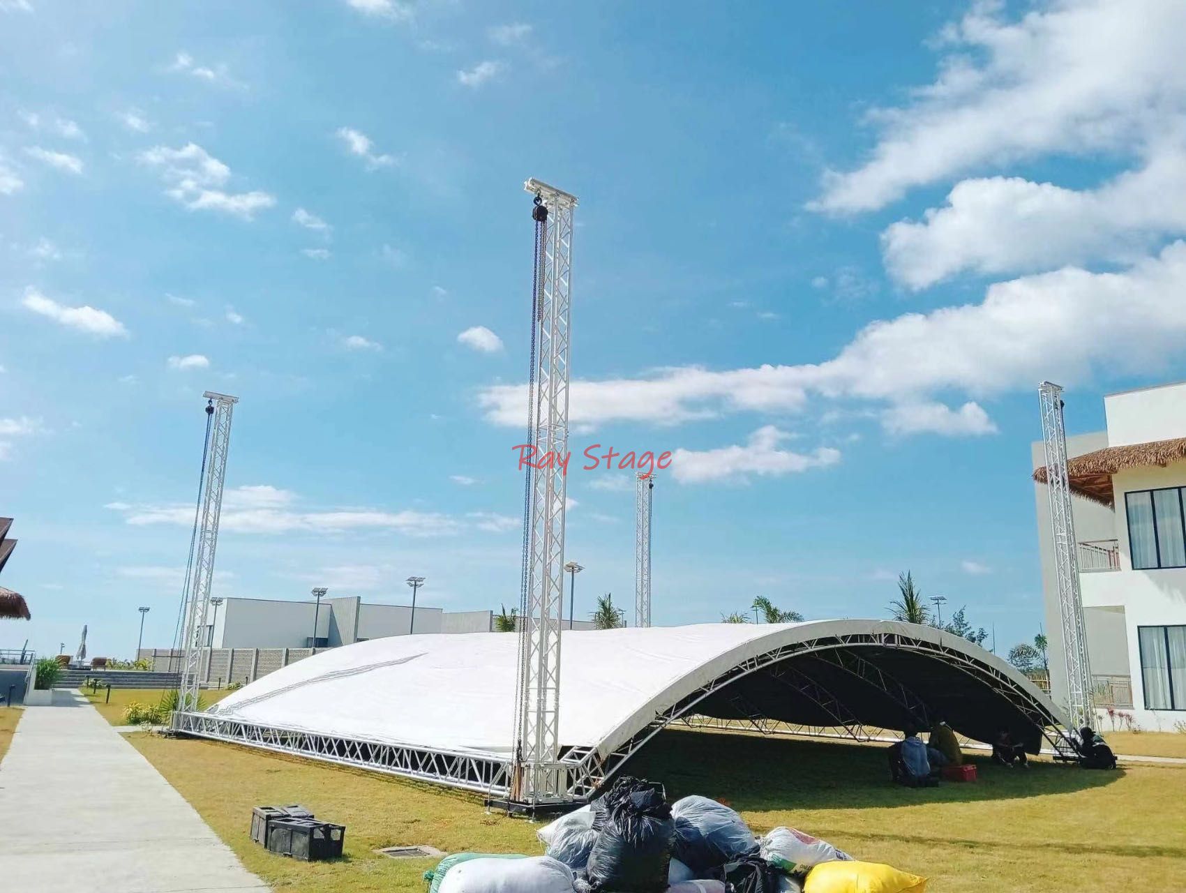 Arch Roof Truss